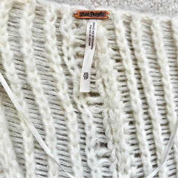 FREE PEOPLE OVERSIZED Deep Vee Patch Pocket Ivory Tunic Wool Blend - Picture 4 of 8